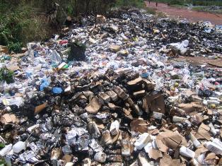 unsorted-hospital-waste-skd-boulevard-monrovia.JPG